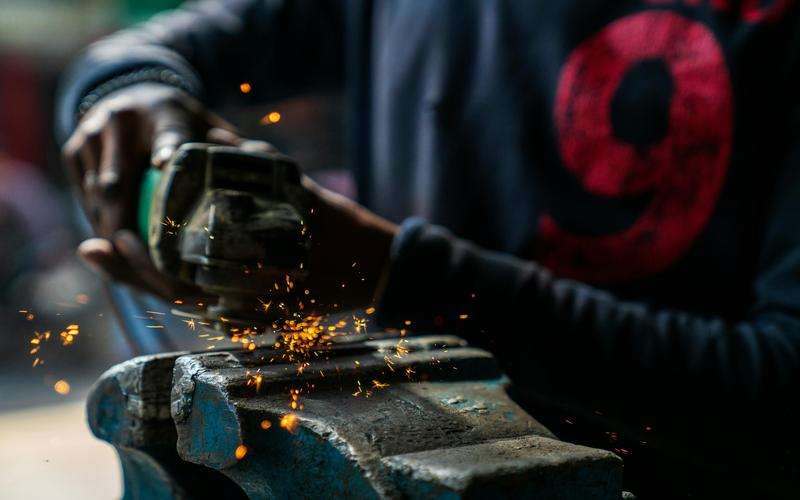 行業(yè)內(nèi)競爭對標(biāo)簽品檢機(jī)價(jià)格有何影響